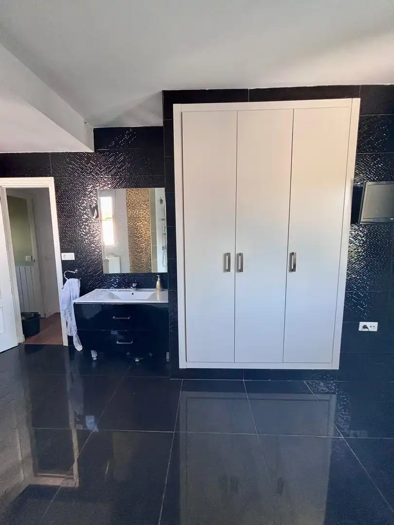 Bathroom of Detached homes for sale in Puerto Real  with Air Conditioner, Heating and Private garden