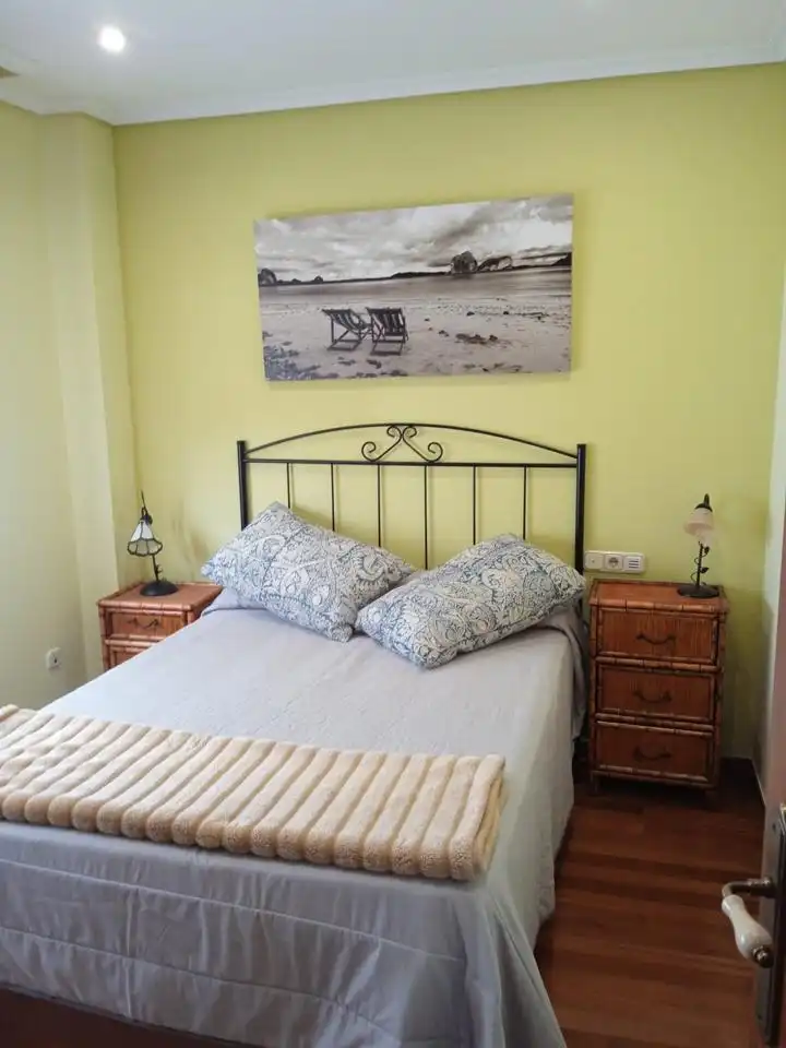 Bedroom of Houses for rent in Santiago de Compostela   with Private garden