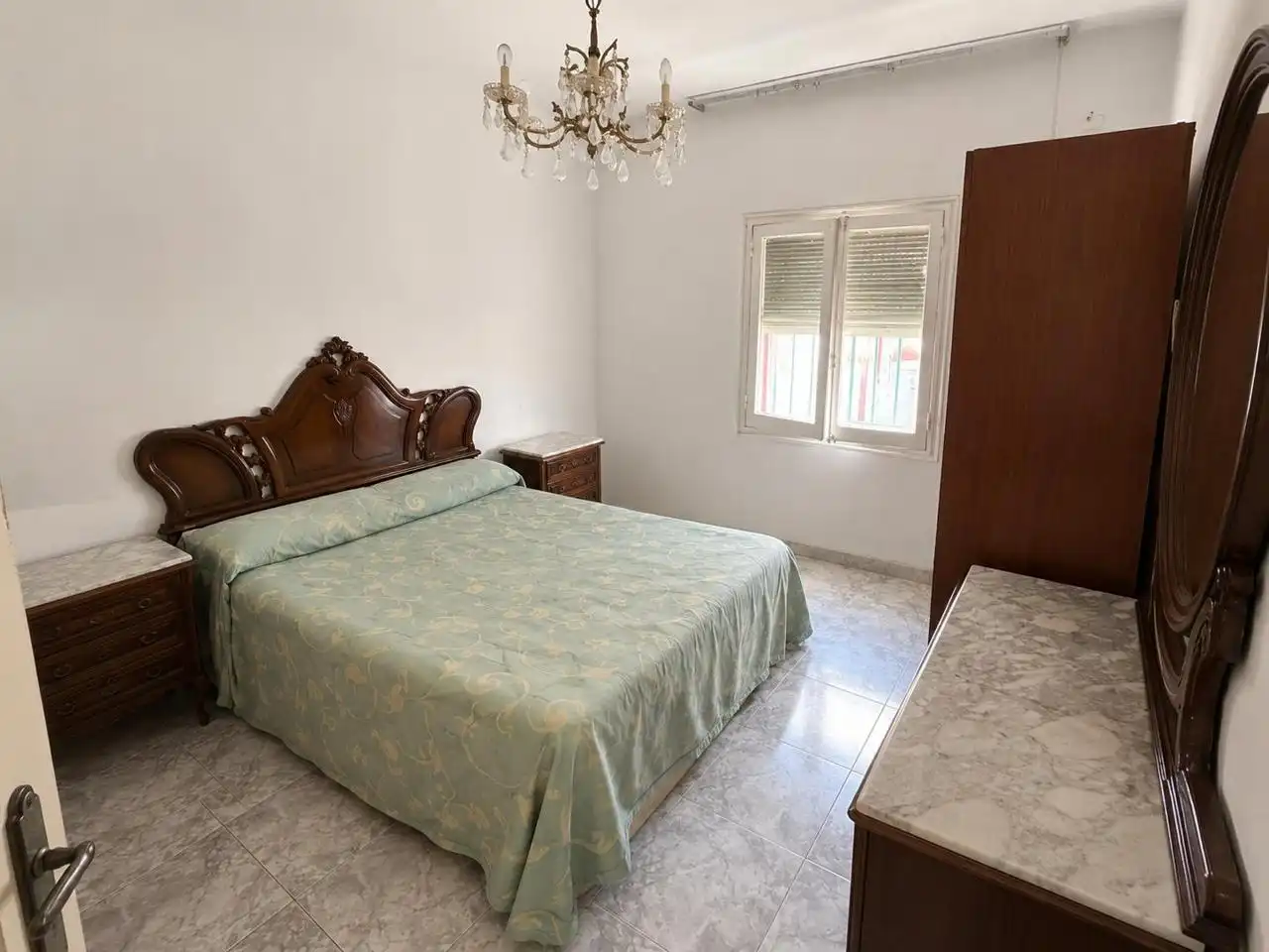 Dormitori de Apartament en venda en Madrid
