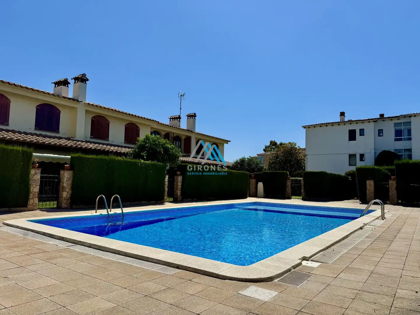 Piscina de Casa adosada de lloguer en Calonge i Sant Antoni amb Terrassa, Traster i Moblat