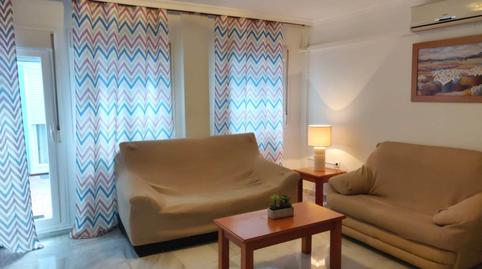 Foto 4 de Piso de alquiler en Huerta Fava - Santiago, Cádiz