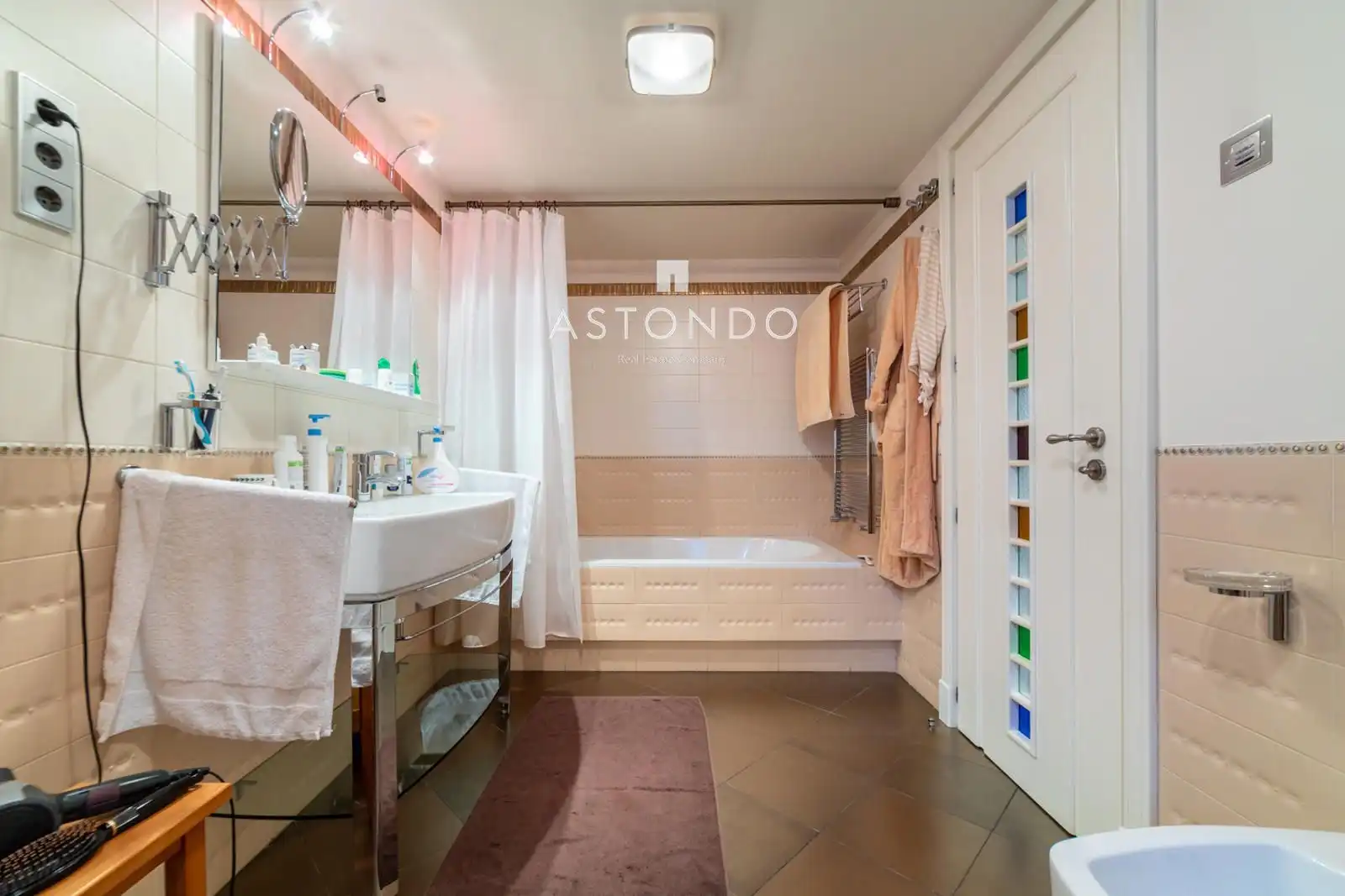 Baño de Casa o chalet en venta en Madrid con Aire acondicionado, Calefacción y Terraza