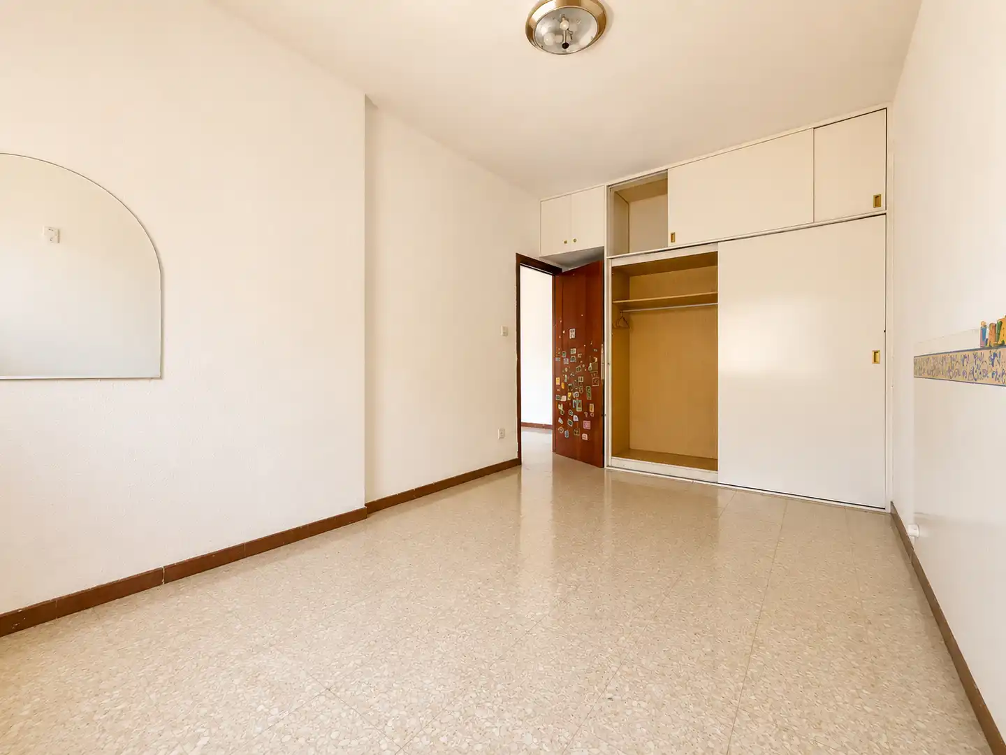 Habitación de Piso en venta en Esplugues de Llobregat con Trastero y Balcón