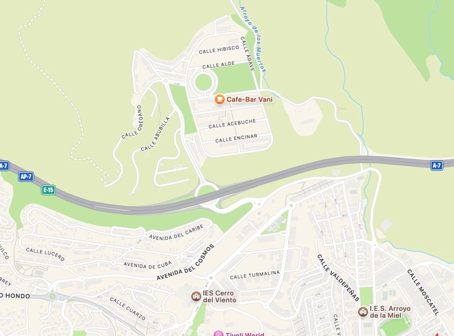 Vista exterior de Pis de lloguer en Benalmádena amb Terrassa i Piscina comunitària