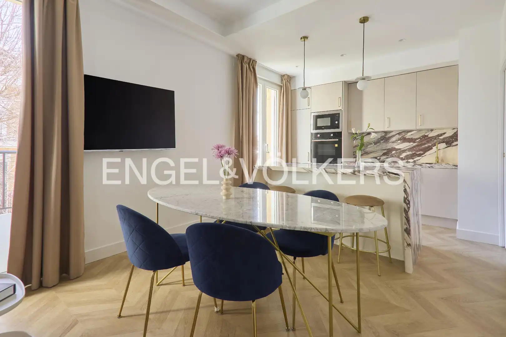 Esszimmer von Wohnung zur Miete in Centro