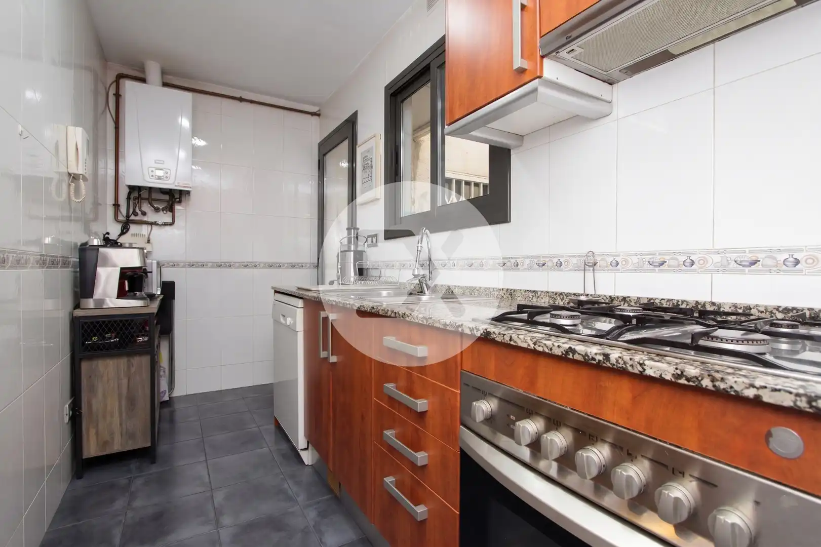 Kitchen of Flat for sale in Castelldefels  with Air Conditioner, Heating and Parquet flooring