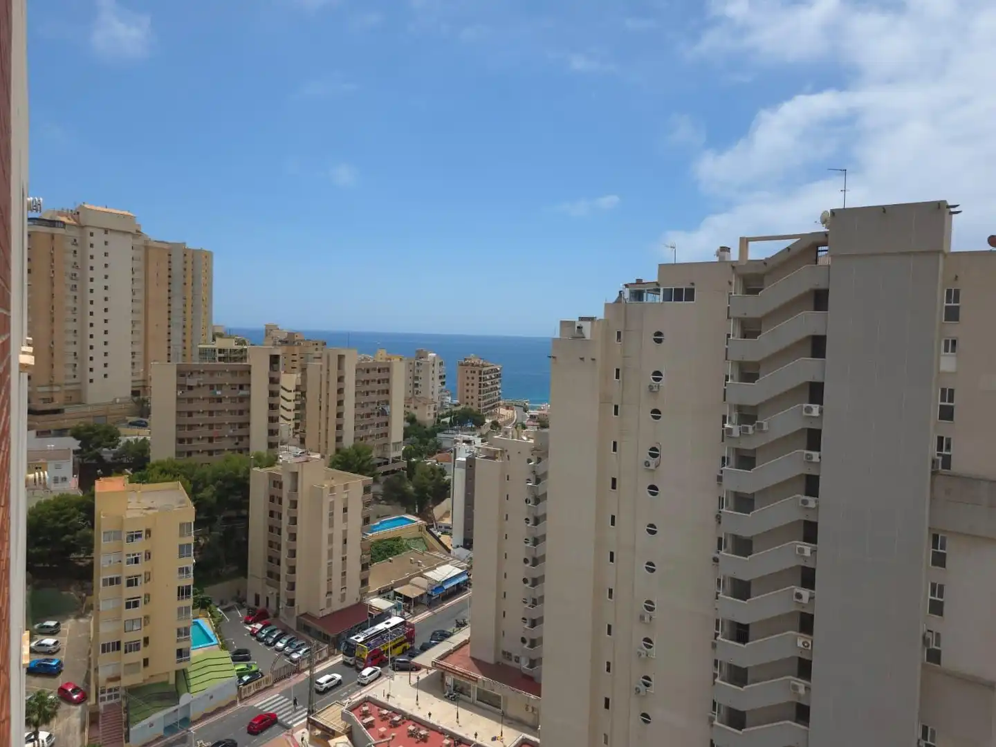 Penthouse with terrace for sale in Cala de Finestrat, imagen 3