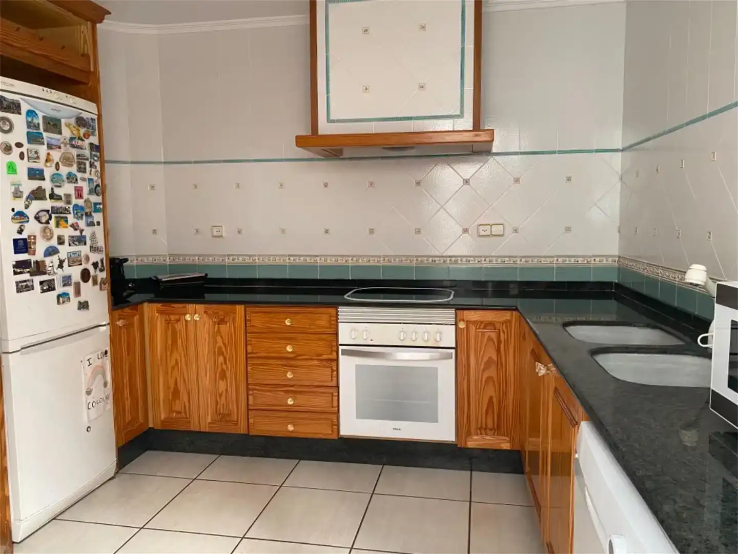 Cocina de Casa adosada en venta en Yátova con Aire acondicionado, Amueblado y Horno