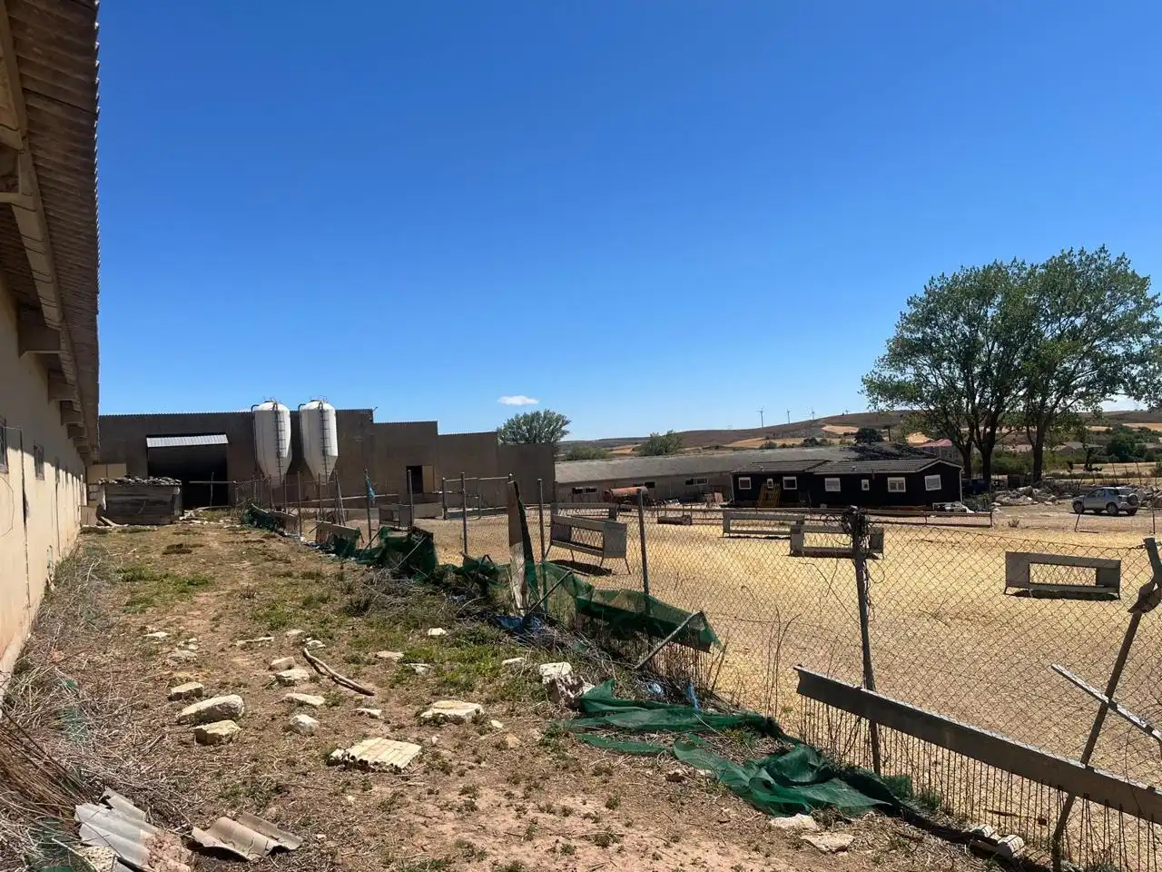 Vista exterior de Nave industrial en venta en Villadiego