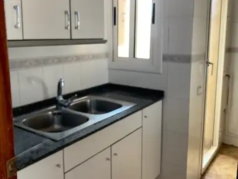 Cuina de Apartament en venda en Terrassa amb Balcó