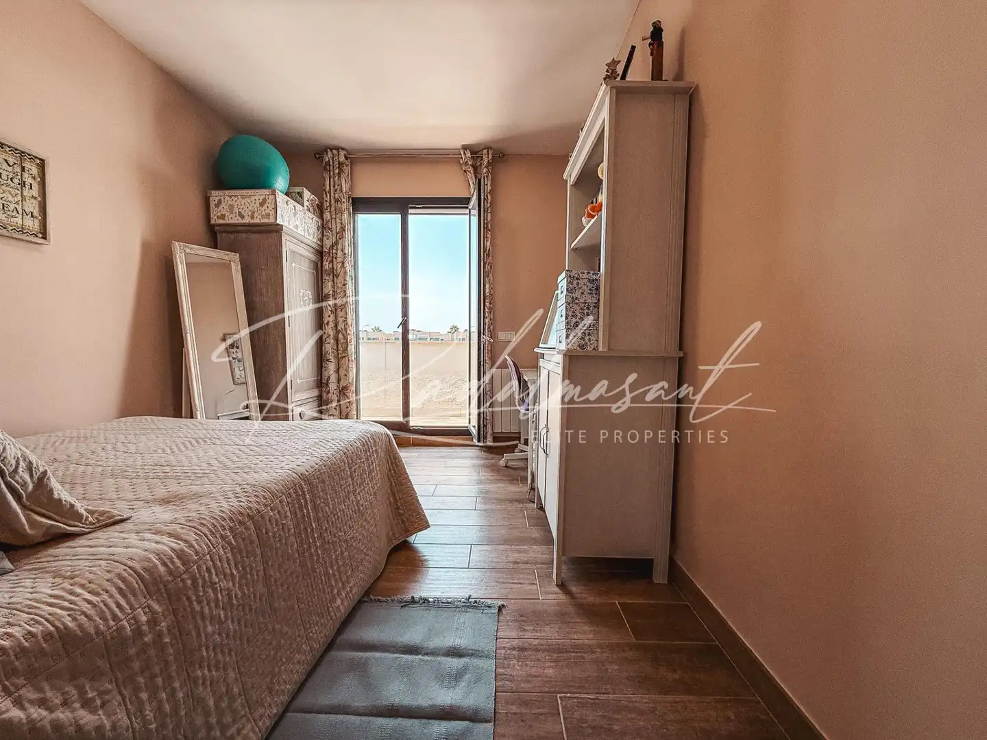 Habitación de Casa adosada en venta en Cambrils con Calefacción, Jardín privado y Terraza