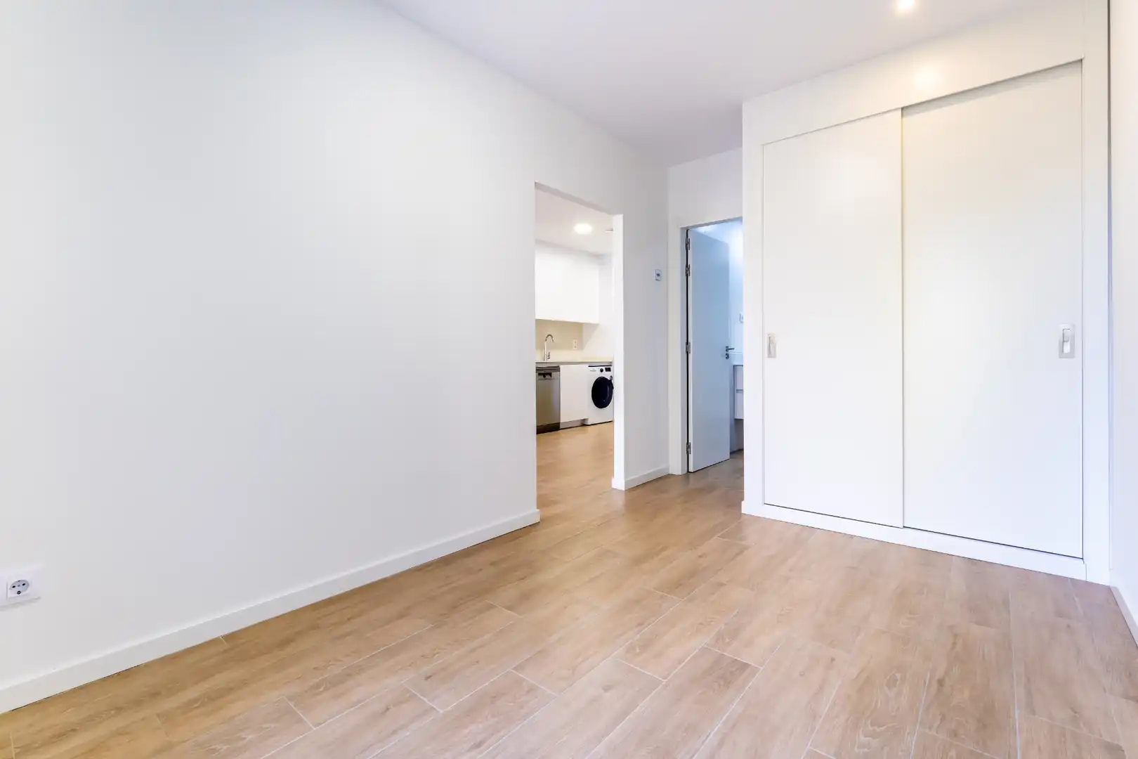 Flat for rent in Calle de Juan Ignacio Luca de Tena, 28, Salvador