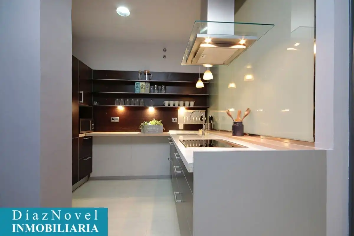 Piso con terraza en alquiler en Calle Ángel 3859, imagen 4