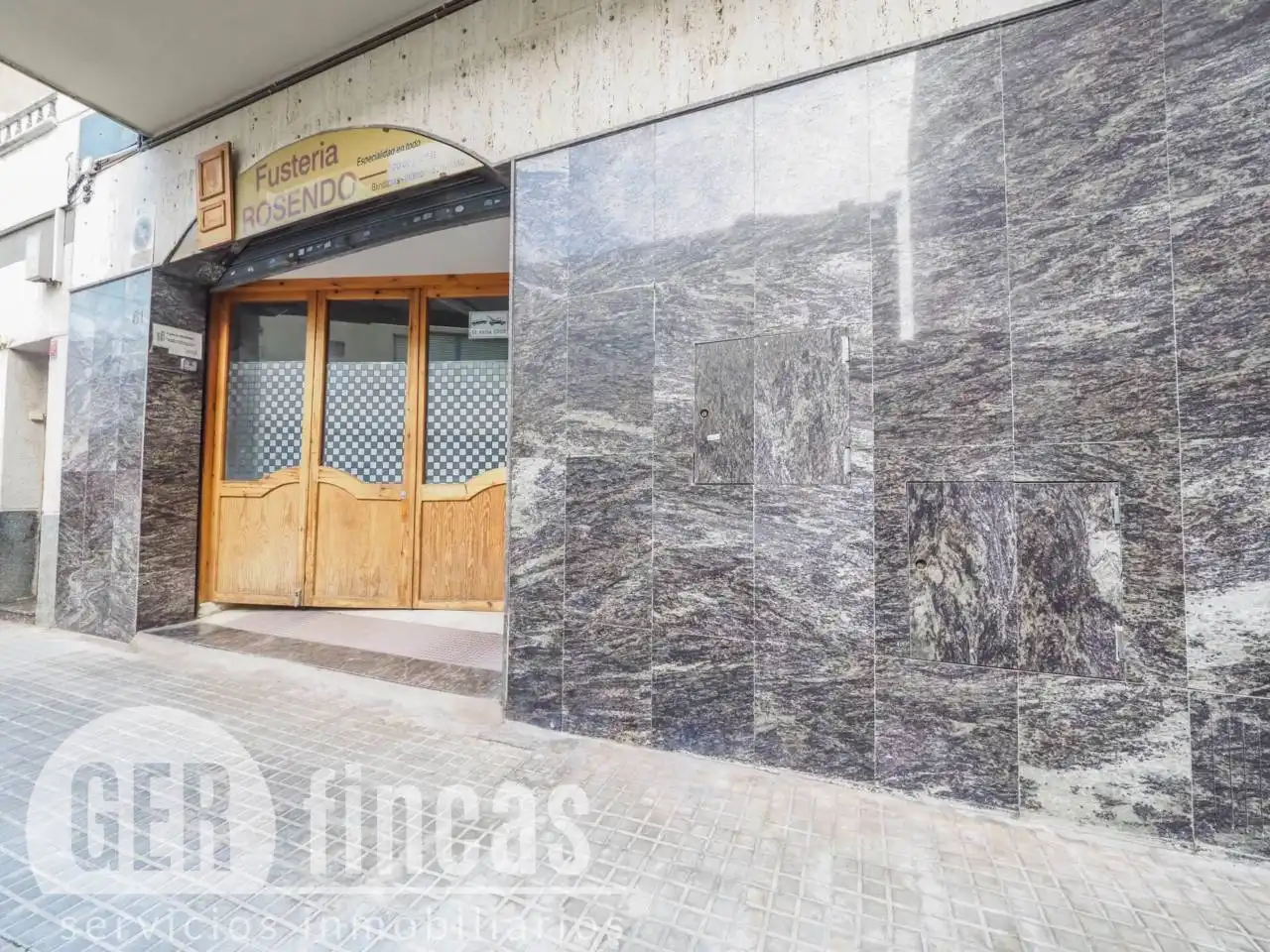 Business premises for sale in Calle Balmes, imagen 25