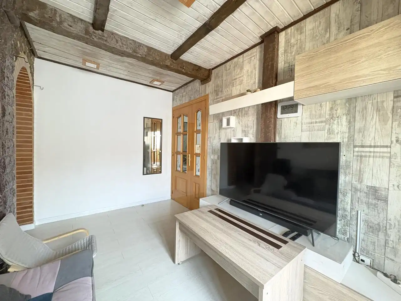 Living room of Flat for rent in Madrid  with Heating, Terrace and Furnished