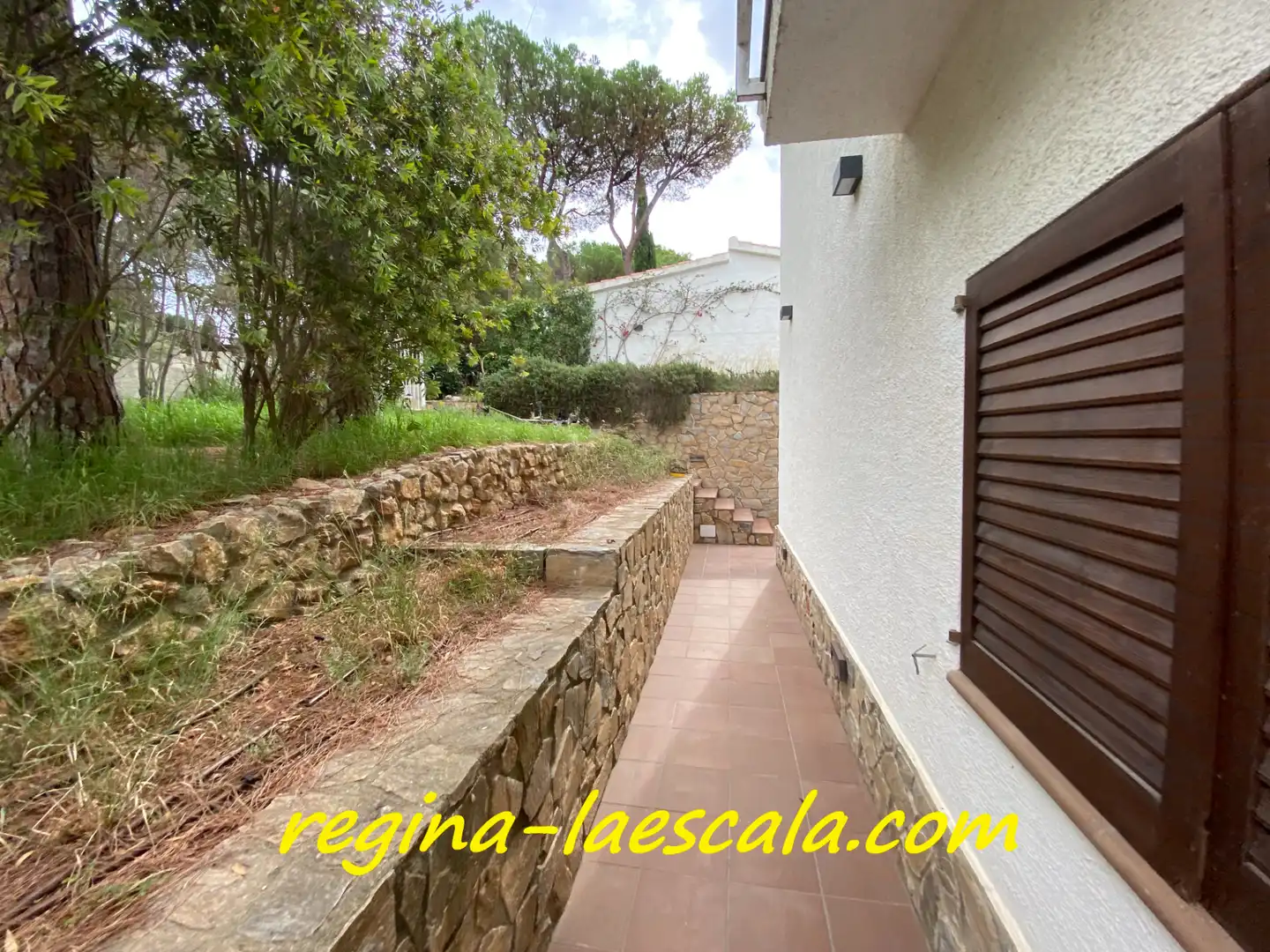 Jardí de Casa o xalet en venda en L'Escala amb Aire condicionat, Calefacció i Jardí privat
