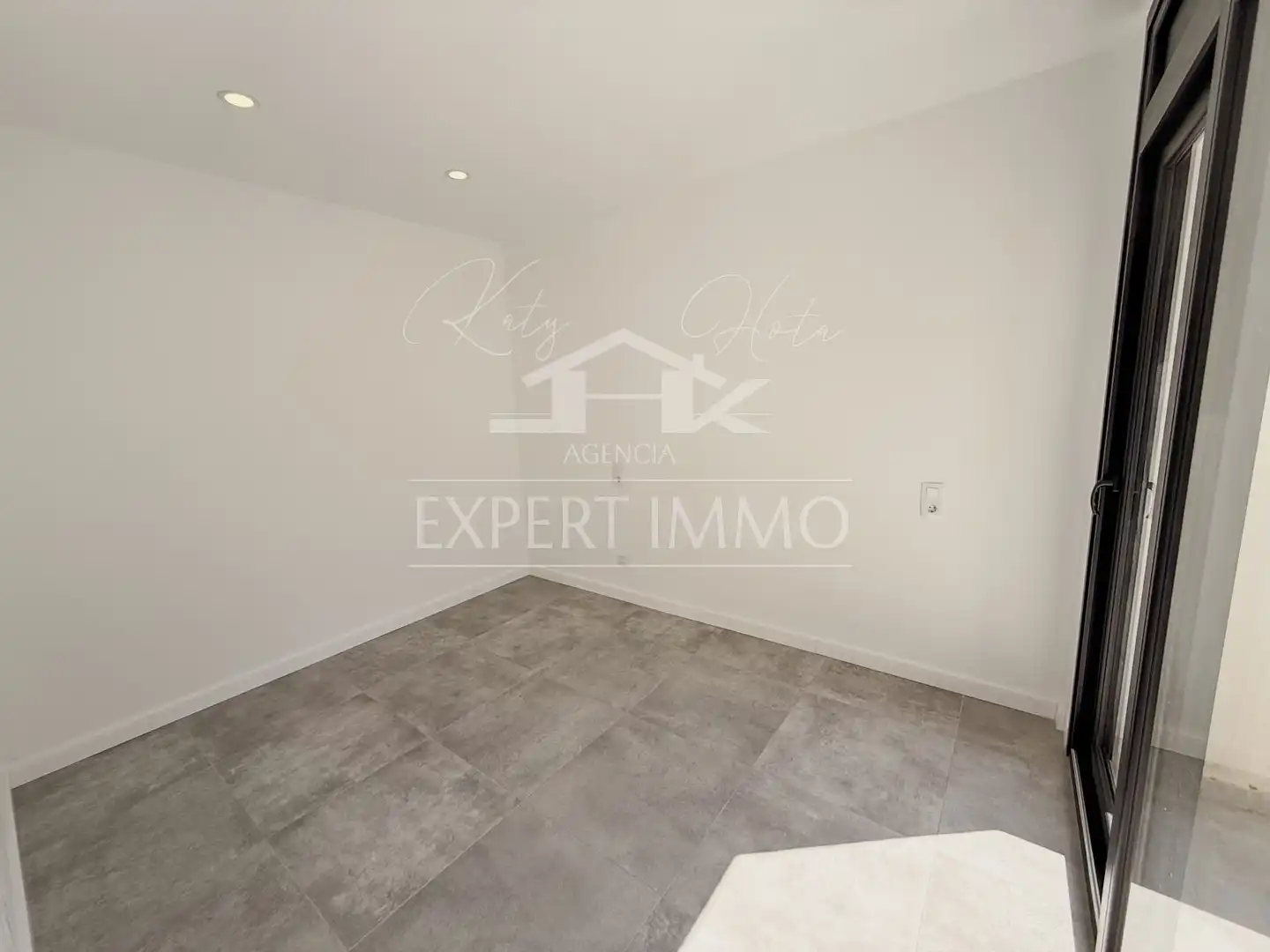 Apartments for sale in Roses  with Air Conditioner, Heating and Terrace