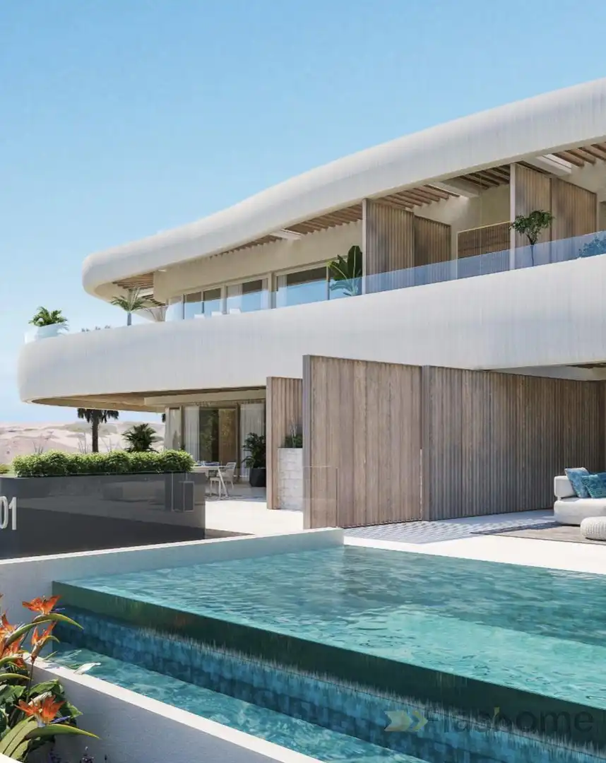 Chalet con piscina en venta en Río Real - Los Monteros, imagen 4