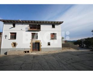 Vista exterior de Finca rústica en venda en Sant Julià de Vilatorta