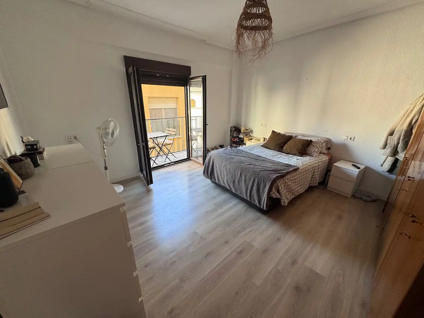 Habitación de Piso en venta en Villena con Aire acondicionado, Terraza y Amueblado