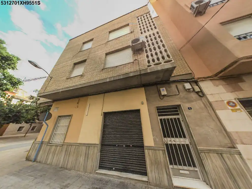 Flat for sale in C/ Pelayo