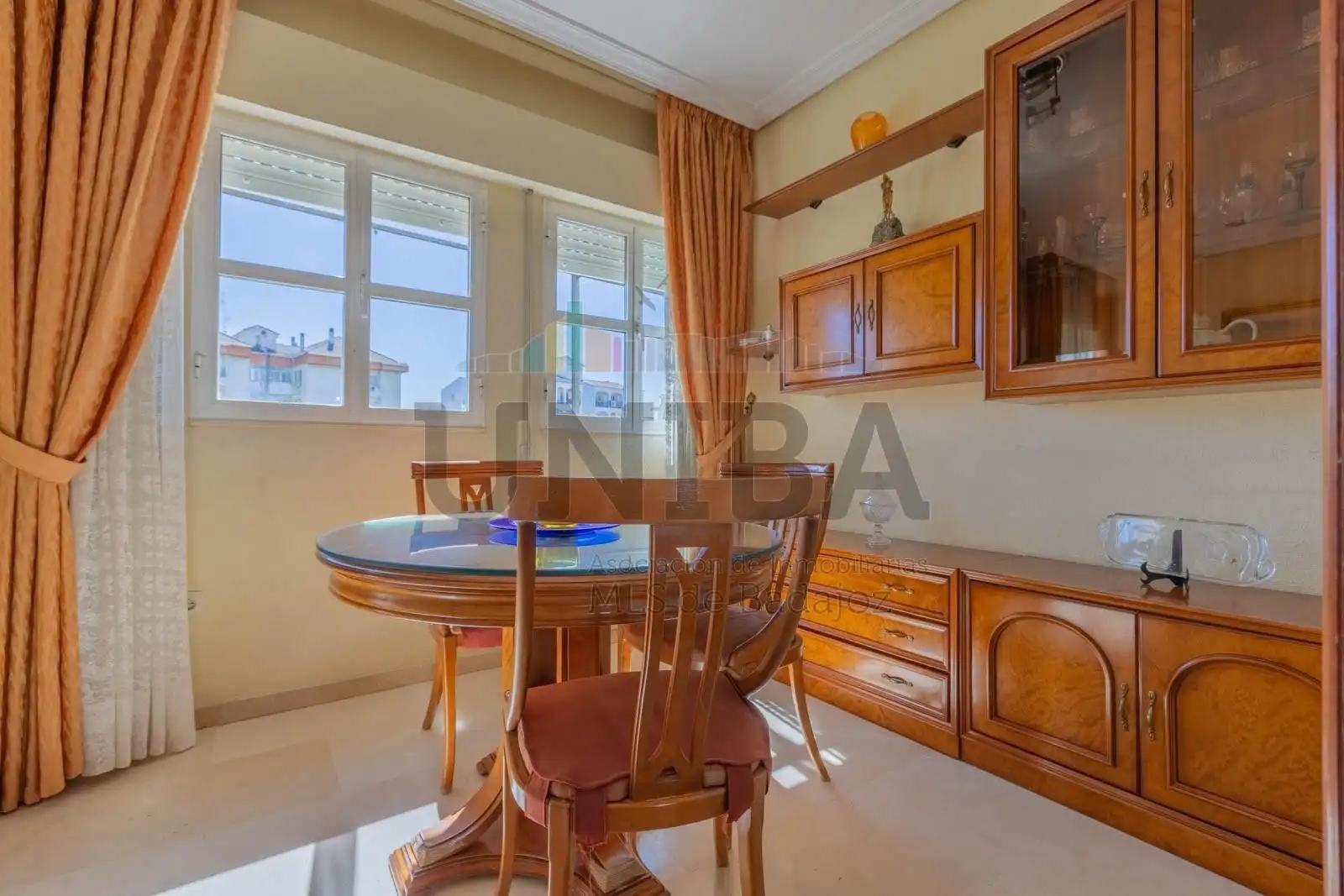 Esszimmer von Wohnung zum Verkauf in Badajoz mit Klimaanlage, Heizung und Terrasse