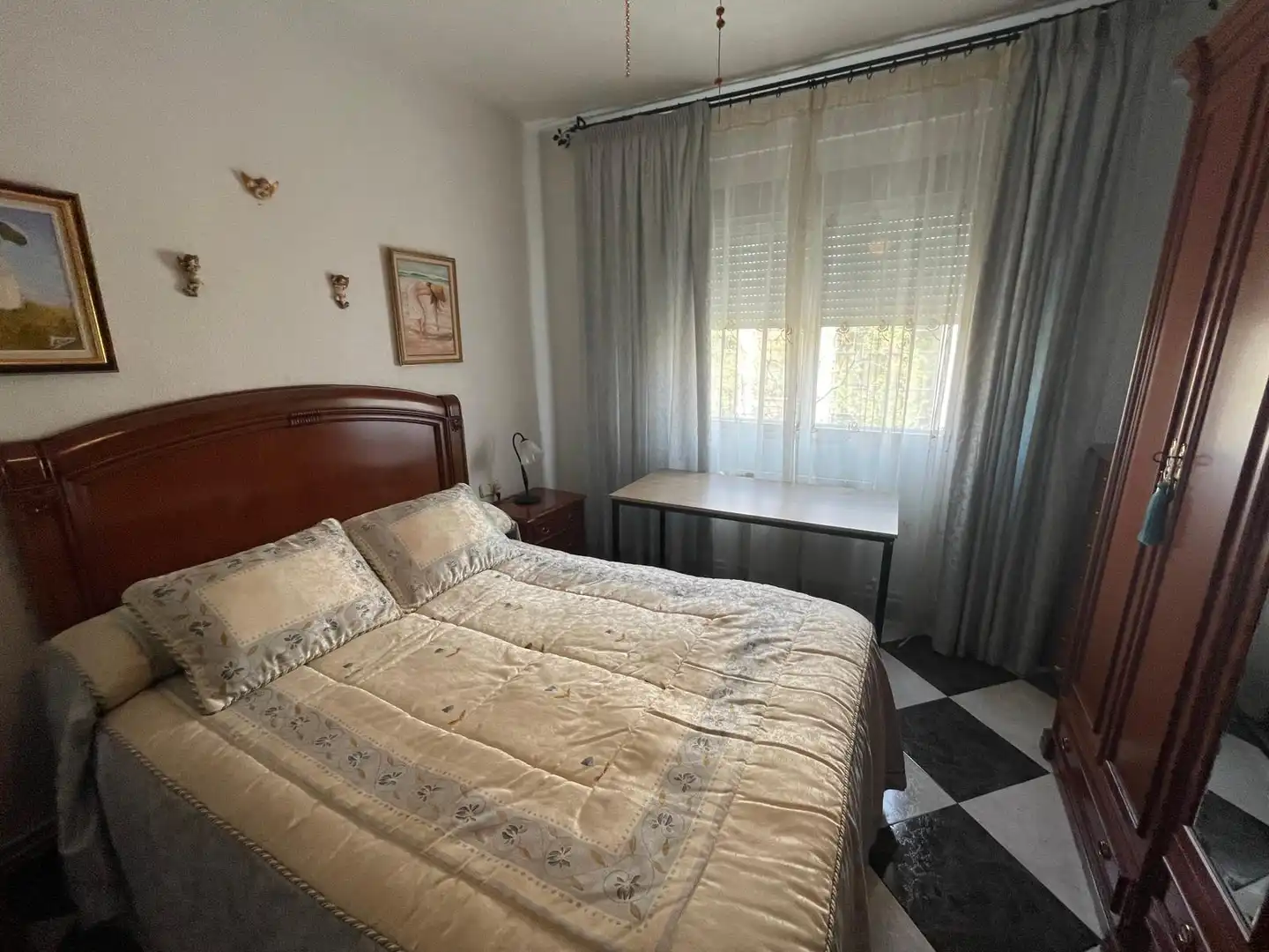 Bedroom of Flat for rent in Granada  with Furnished, Oven and Washing machine