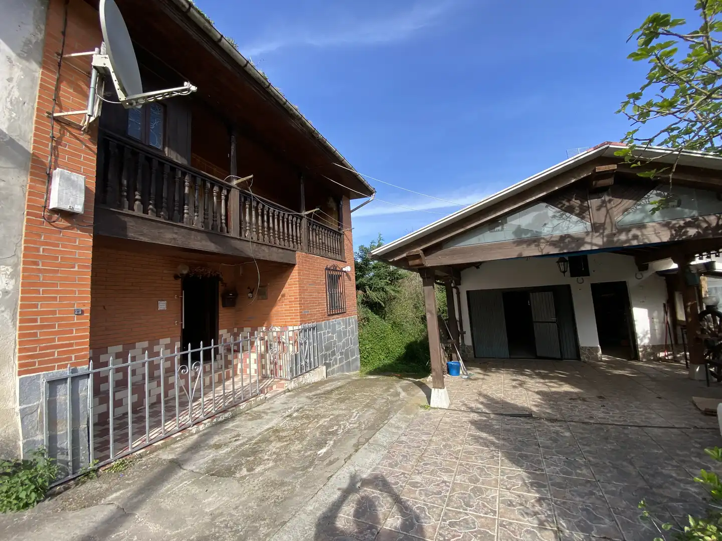 Vista exterior de Casa o chalet en venta en Llanes con Jardín privado, Terraza y Trastero