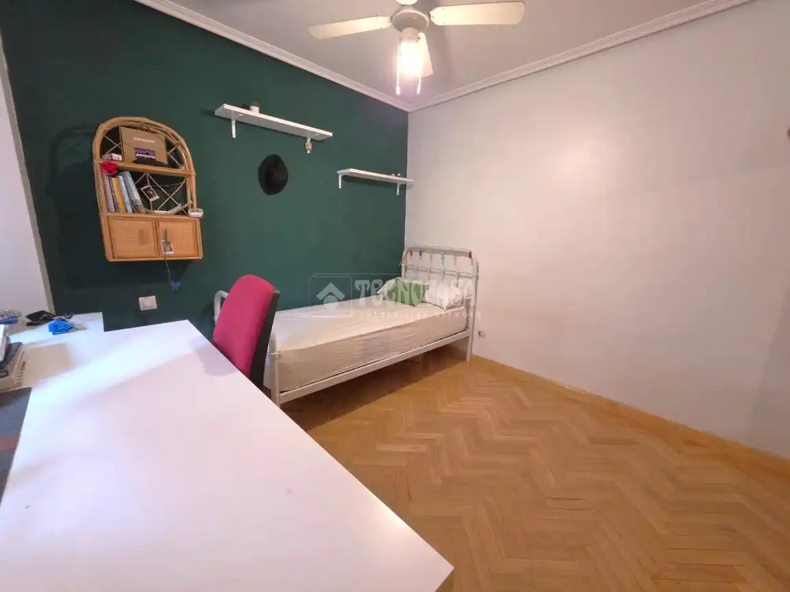 Flat for sale in Getafe  with Air Conditioner, Heating and Parquet flooring