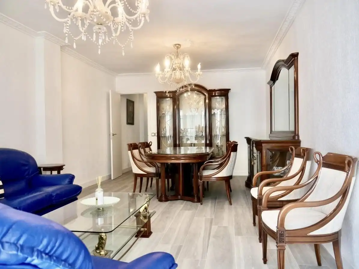 Comedor de Piso de alquiler en Sevilla con Aire acondicionado, Calefacción y Terraza