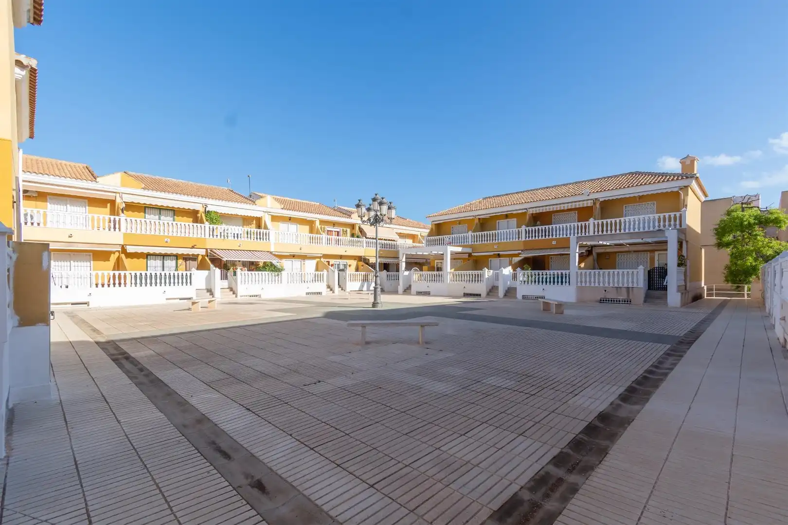 Casa amb terrassa en venda a Plaza Emperador 5, imagen 3