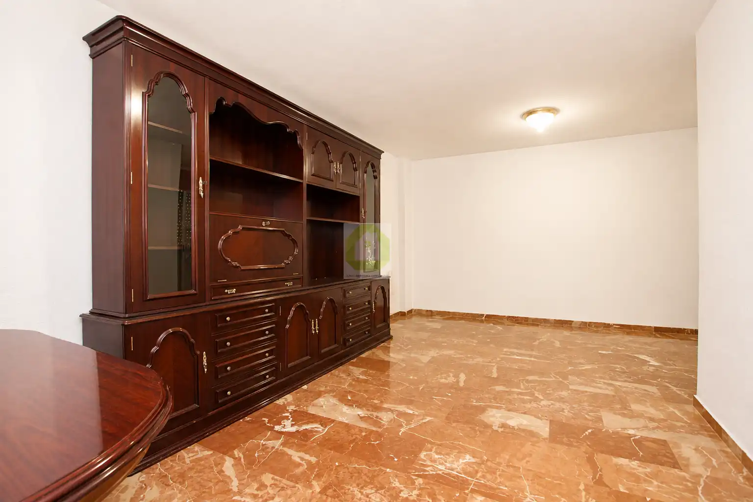 Sala d'estar de Pis en venda en Granada amb Terrassa
