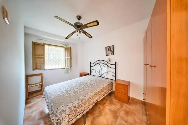 Bedroom of Country homes for sale in Campillo de Arenas