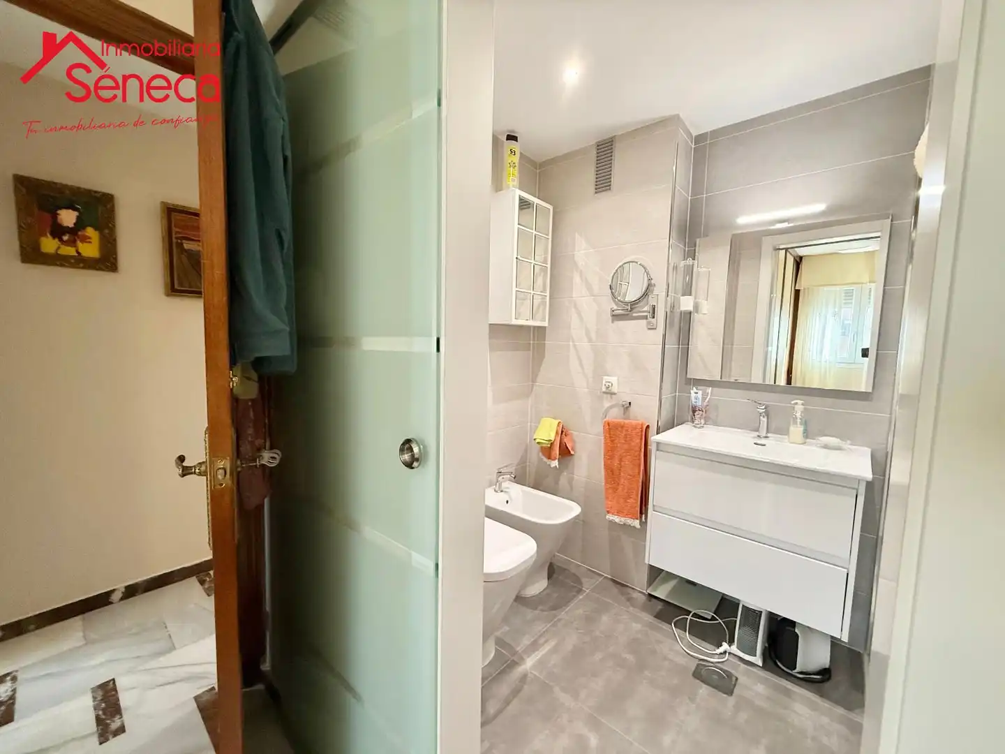 Bany de Àtic en venda en Córdoba amb Calefacció, Terrassa i Piscina