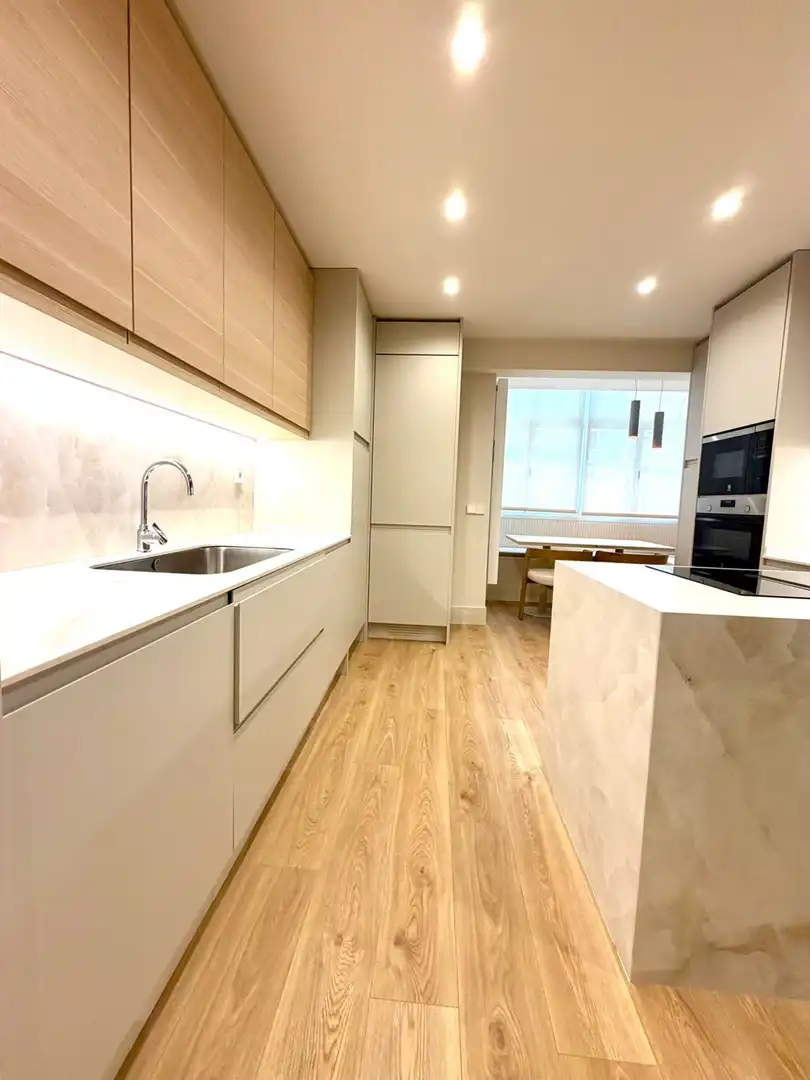 Kitchen of Flat for rent in Gijón   with Heating and Furnished
