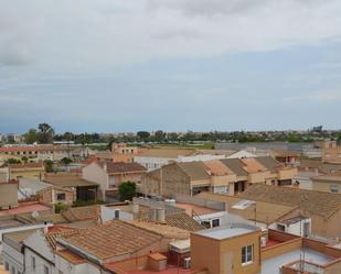 Vista exterior de Àtic en venda en Sant Jaume d'Enveja amb Terrassa i Balcó