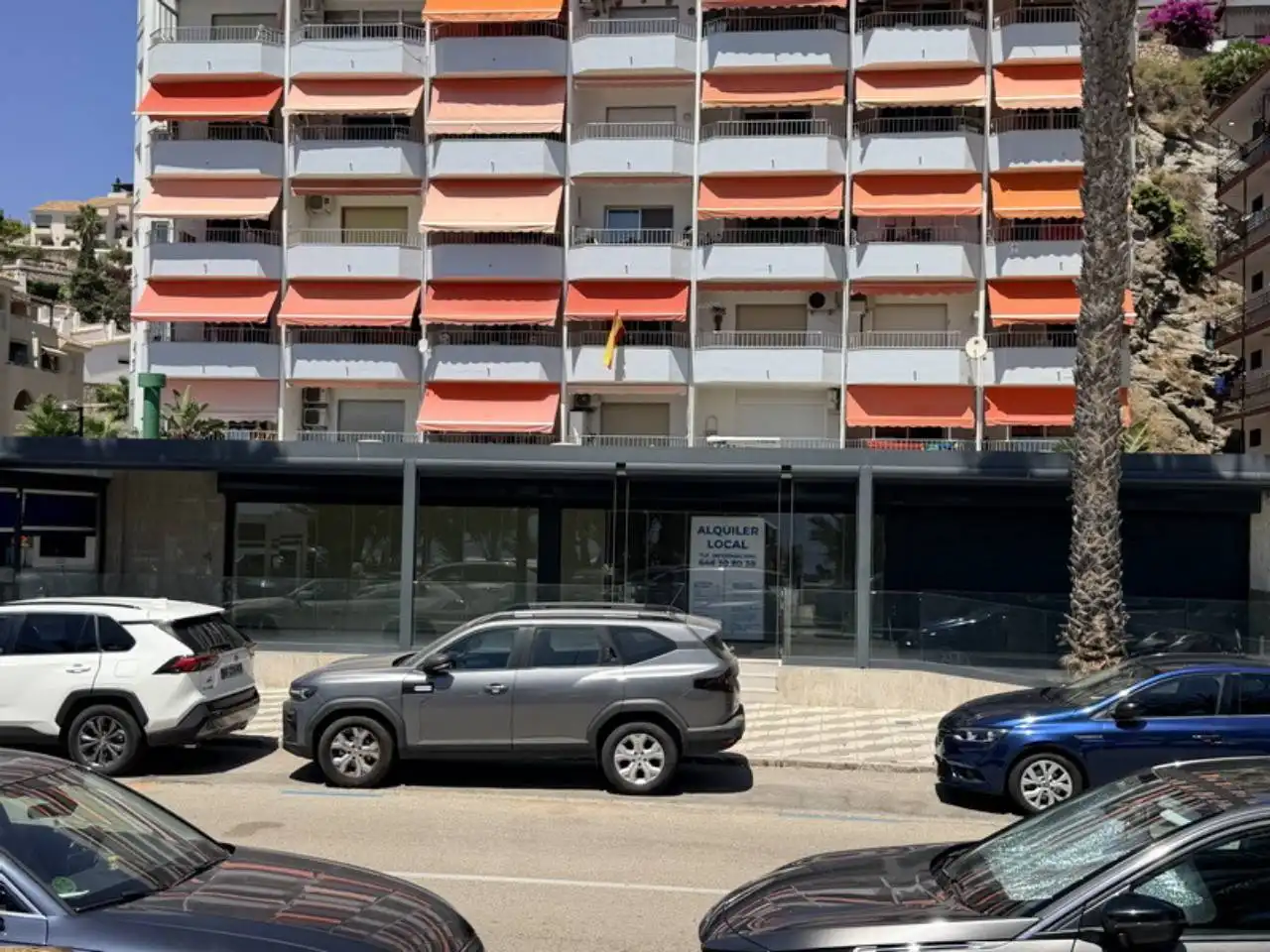 Vista exterior de Local de lloguer en Almuñécar amb Aire condicionat i Alarma