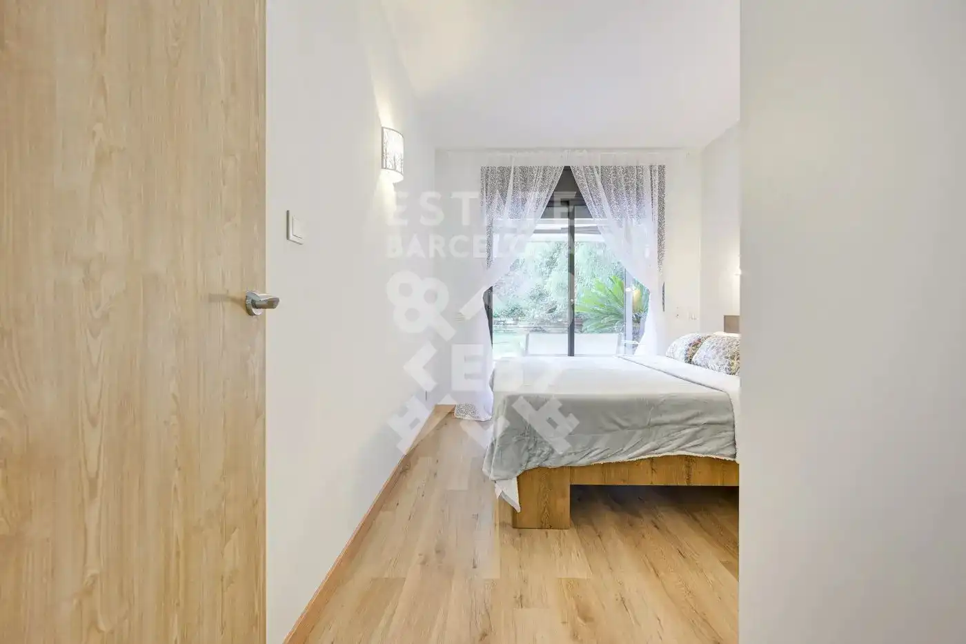 Schlafzimmer von Wohnung zum Verkauf in Lloret de Mar mit Klimaanlage, Heizung und Privatgarten