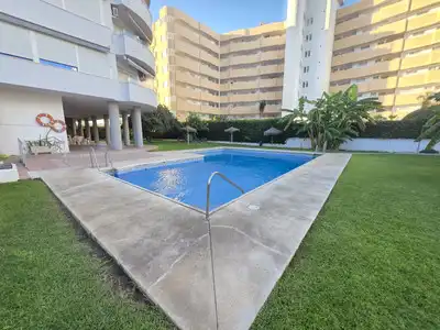 Piscina de Apartamento en venta en Fuengirola con Aire acondicionado, Calefacción y Terraza