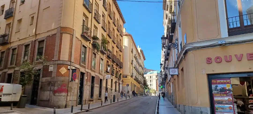 Piso con terraza en venta en Calle de Santa Clara, imagen 53