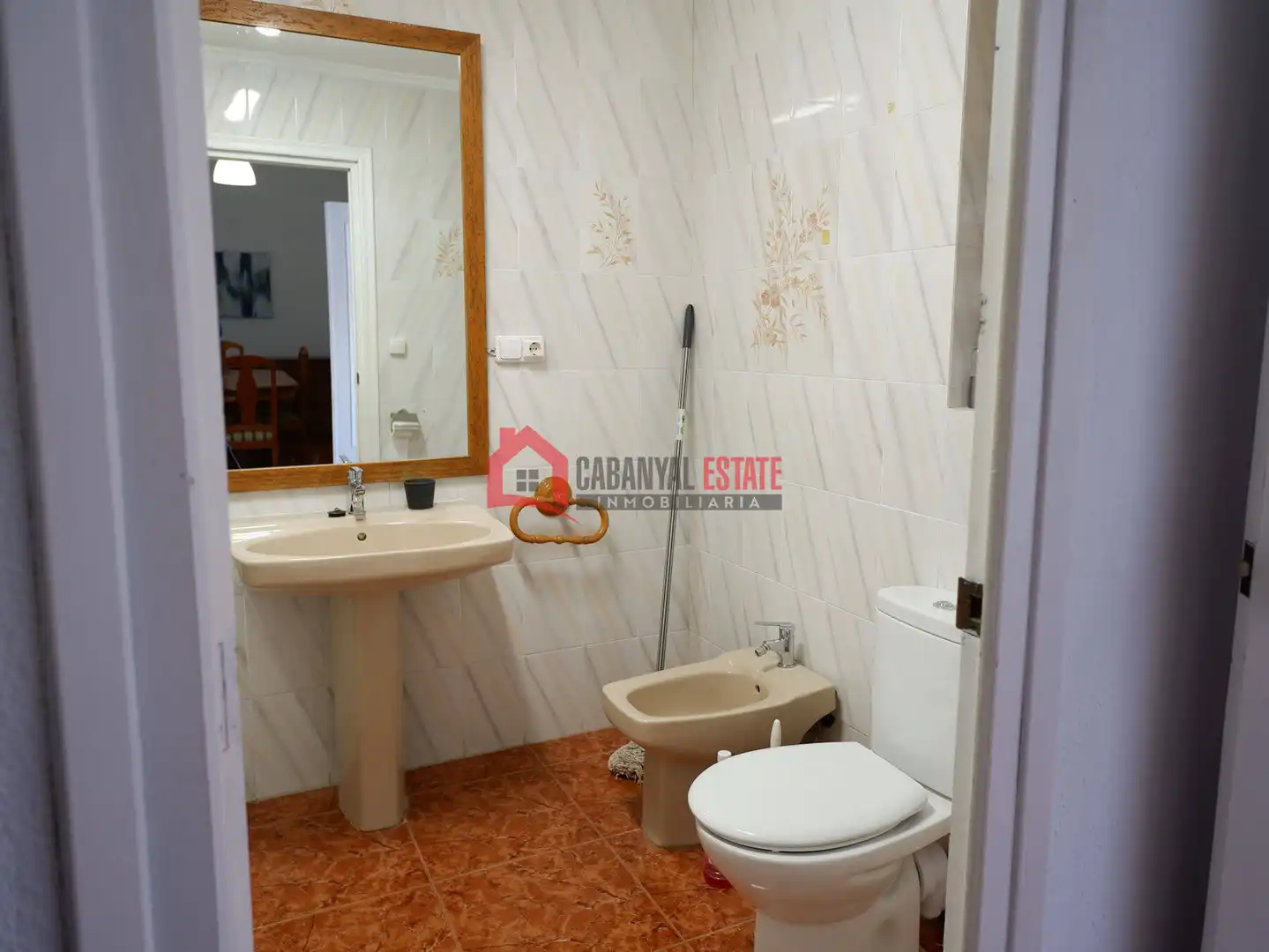 Baño de Apartamento en venta en Valencia con Aire acondicionado, Jardín privado y Trastero