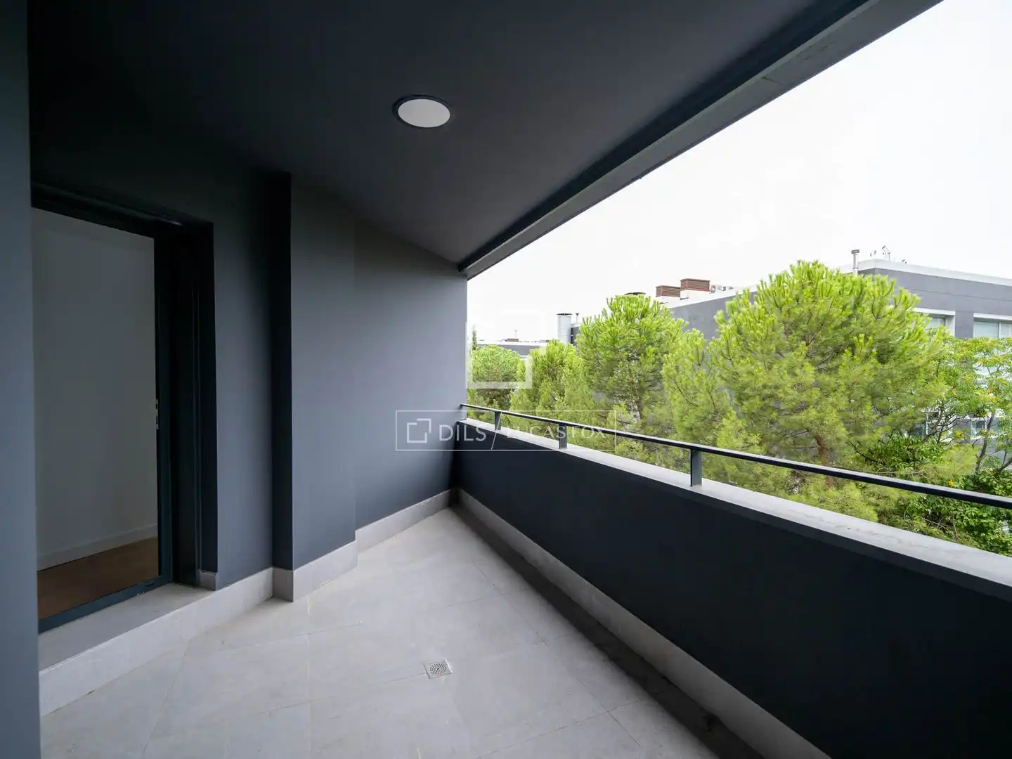 Loft amb terrassa de lloguer a Vega de la Moraleja