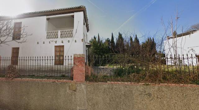 Casa-chalet en Venta en Calle CAMPANARIO en Cájar