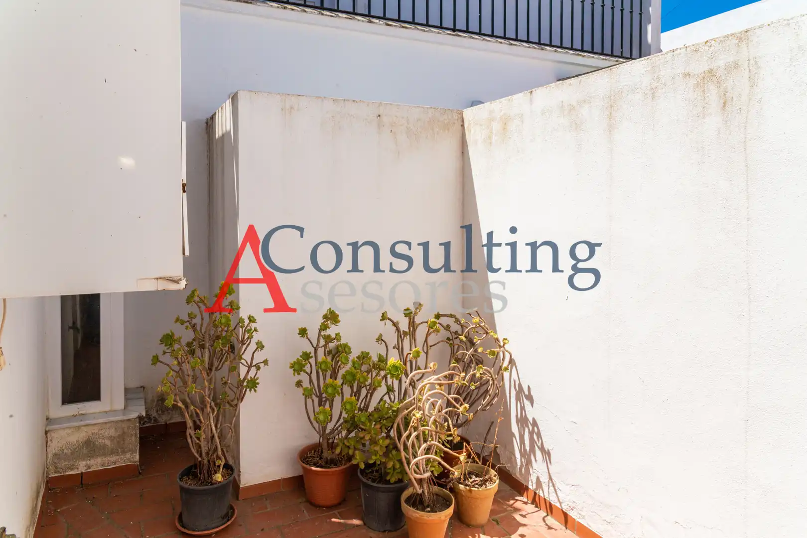 Vista exterior de Dúplex en venta en San Juan del Puerto con Amueblado, Horno y Lavadora