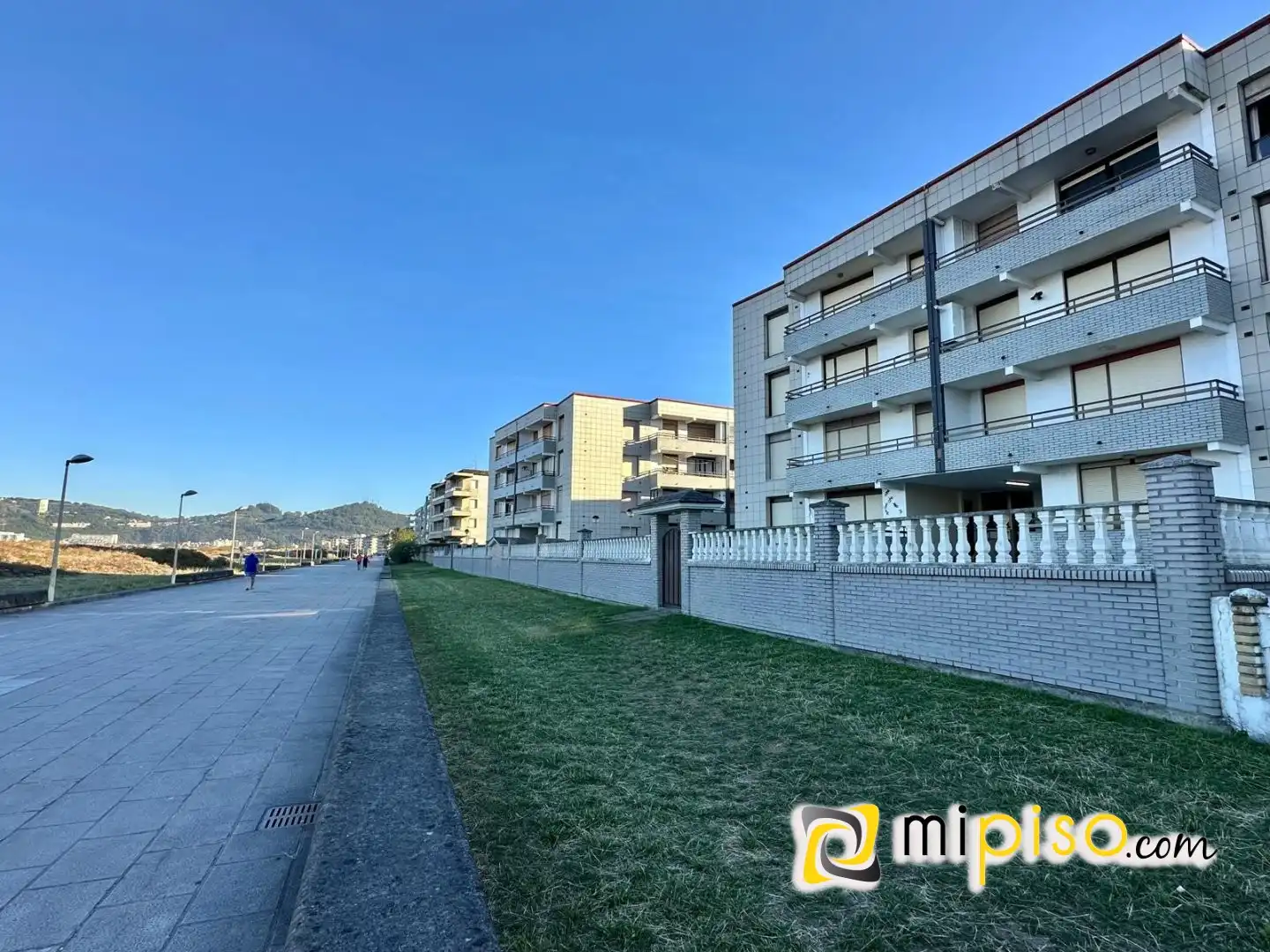 Piso con ascensor en venta en ENRIQ MOWINCKEL 38