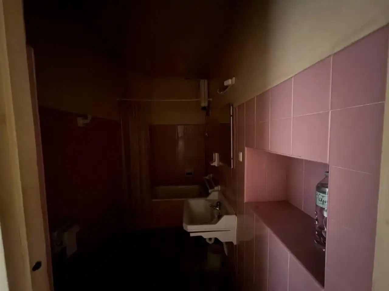 Bany de Edifici en venda en Castelló d'Empúries