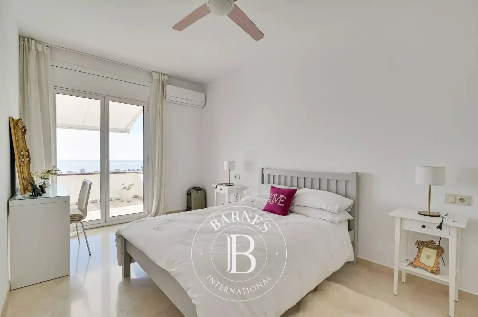 Bedroom of Houses for sale in Cabrils  with Air Conditioner, Heating and Private garden