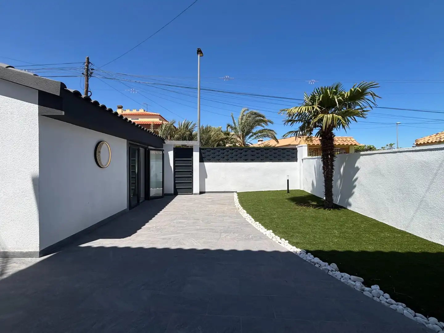Vista exterior de Casa o chalet en venta en Cartagena con Aire acondicionado, Terraza y Piscina