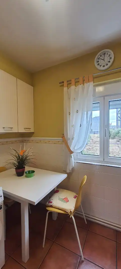 Baño de Piso en venta en Carballo con Calefacción, Parquet y Amueblado