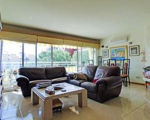 Living room of Flat for sale in Calvià  with Air Conditioner, Terrace and Balcony